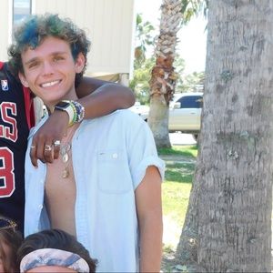 Meet your Posher, Benton